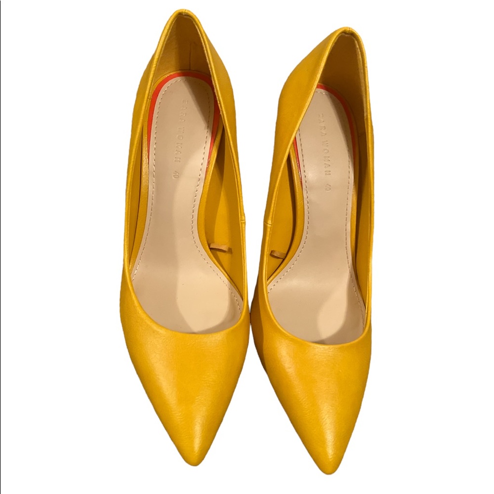 Zara women yellow pumps